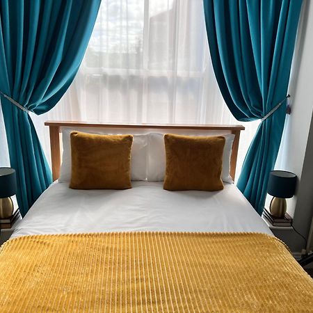 The Badger Set Apartment Hinderwell Екстериор снимка