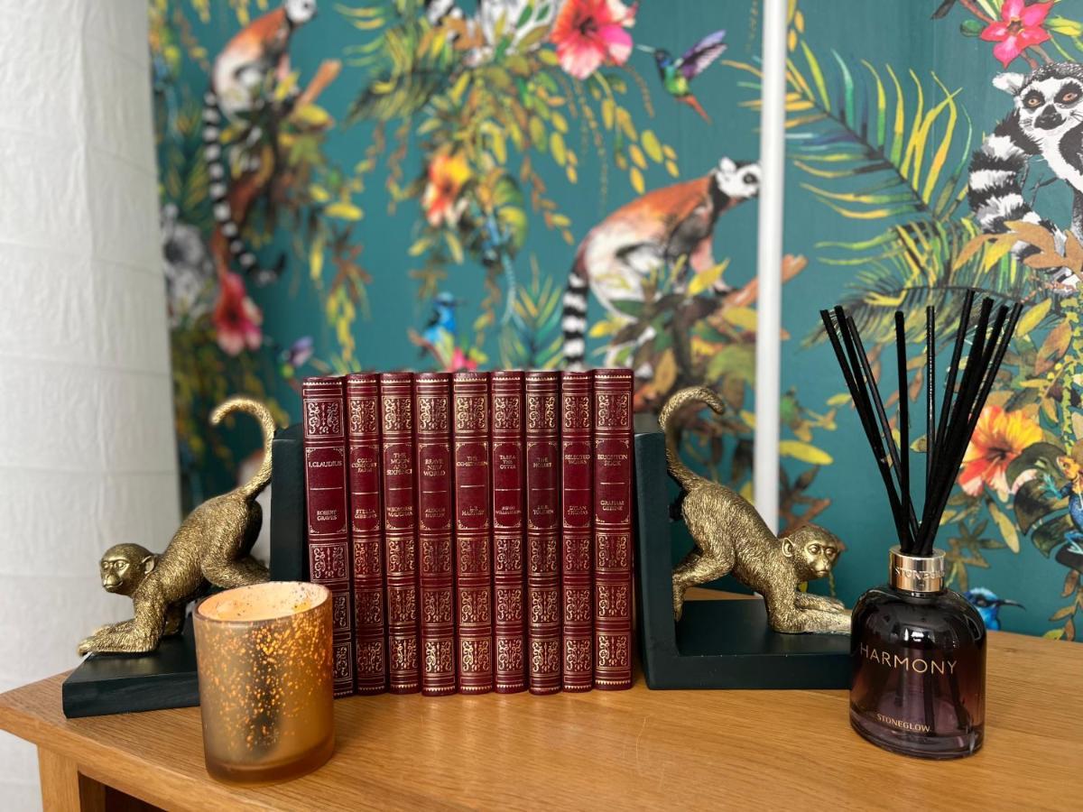 The Badger Set Apartment Hinderwell Екстериор снимка