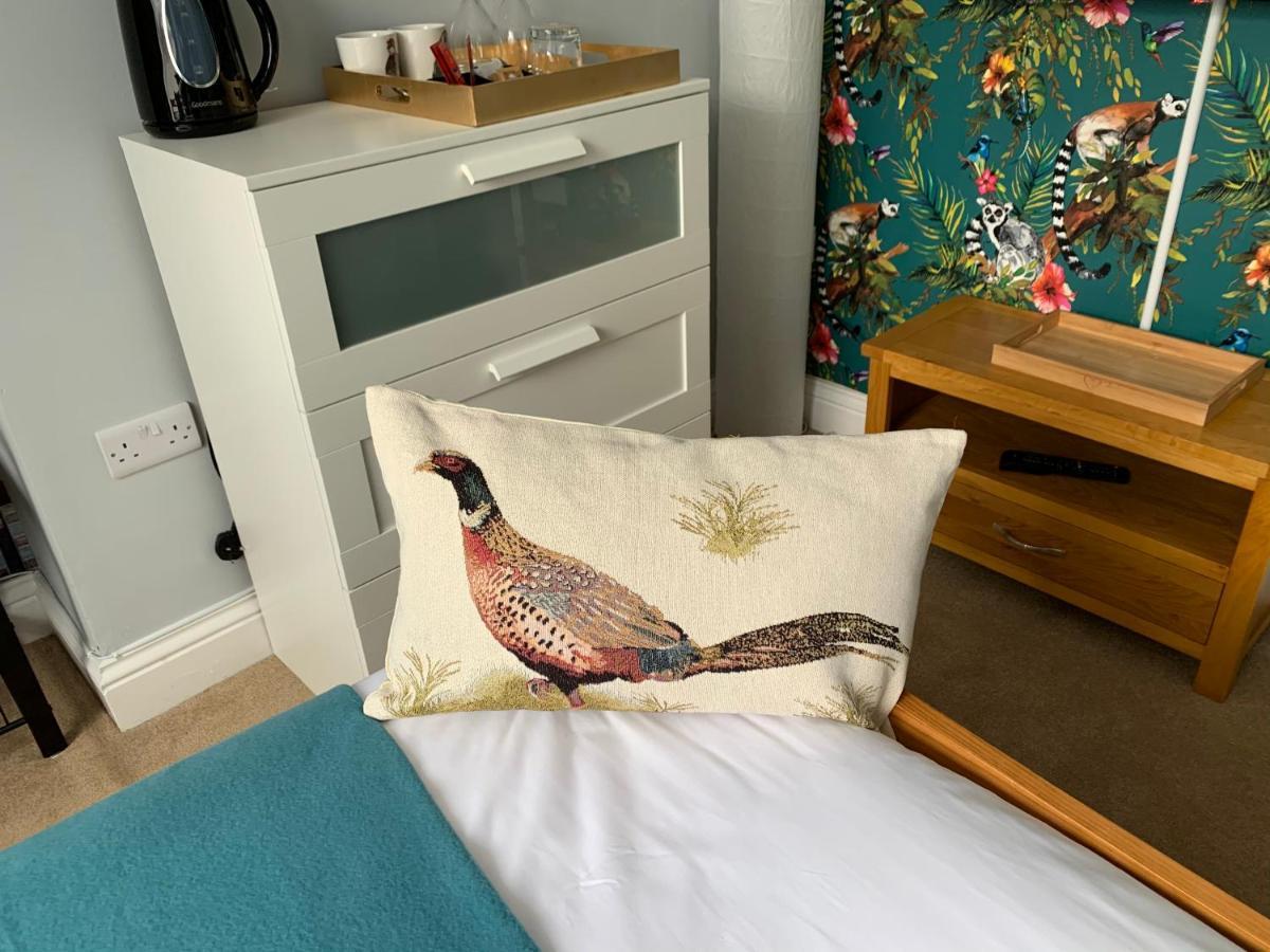 The Badger Set Apartment Hinderwell Екстериор снимка